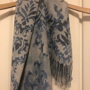 Blue cashmere scarf